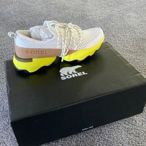 Sorel Kinetic Impact Lace NWT